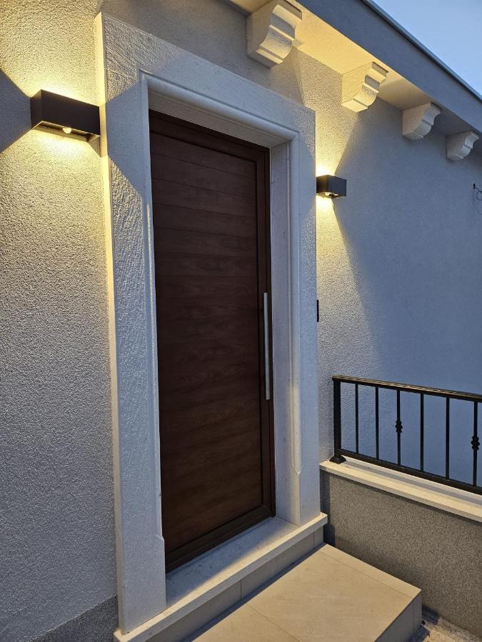Villa Lux Apartments Rogoznica  Dış mekan fotoğraf