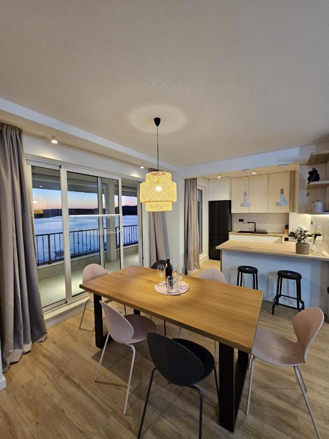 Villa Lux Apartments Rogoznica  Dış mekan fotoğraf
