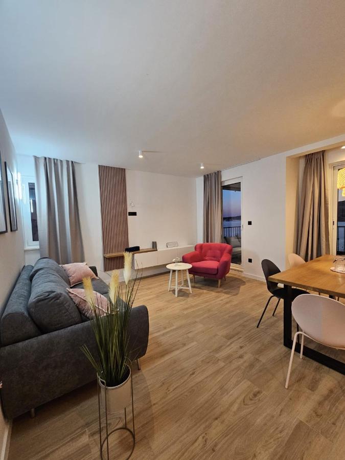 Villa Lux Apartments Rogoznica  Dış mekan fotoğraf